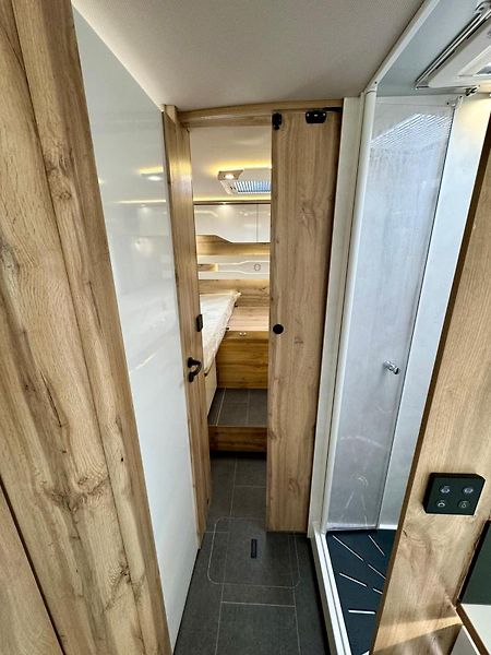 LeVoyageur (2025) 7.8GJL Eterna + BONUS - fotka 32 z 41