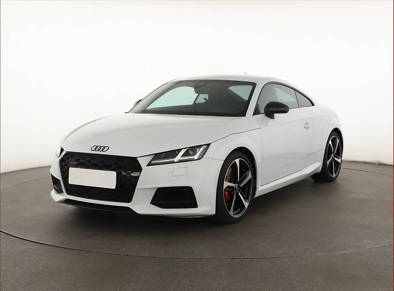 Audi TTS (2015) 2.0 TFSI - fotka 2 z 29