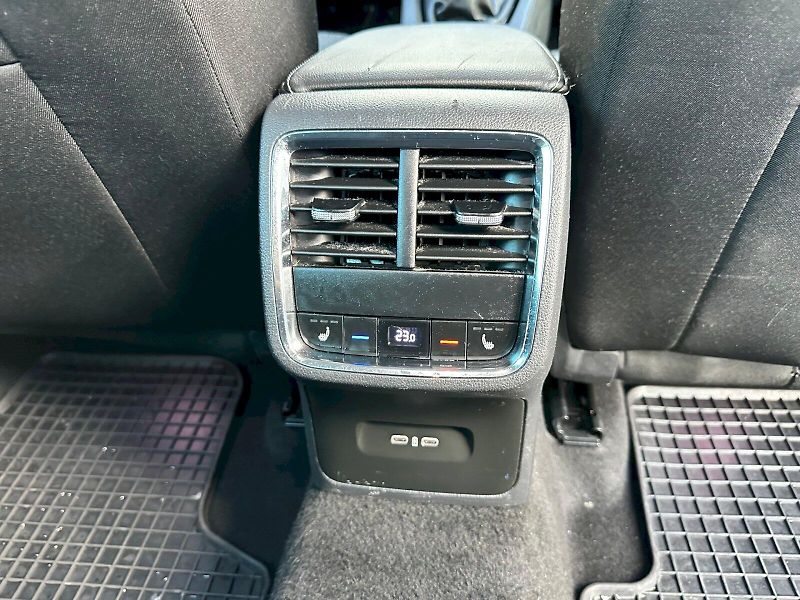 Škoda Octavia (2022) 2.0 TDI 85kW Style Combi - fotka 20 z 22