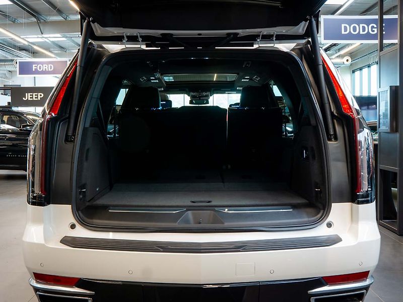 Cadillac Escalade (2024) 6.2 Premium Luxury Platinum - fotka 8 z 50