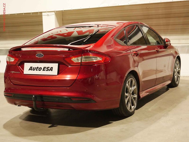 Ford Mondeo (2017) 2.0 TDCi, 2.maj, LED, navi - fotka 6 z 22