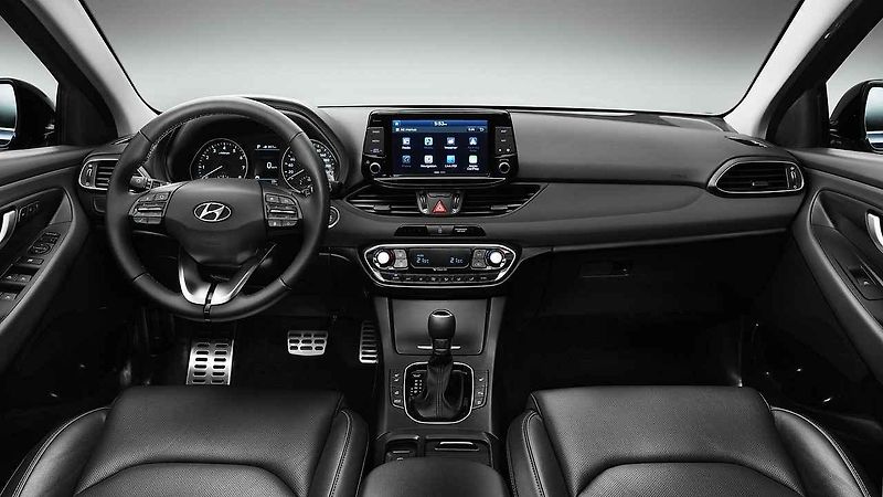 Hyundai i30.
