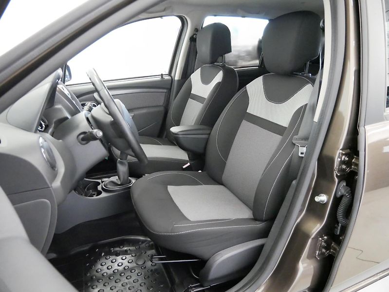 Dacia Duster - fotka 11 z 28