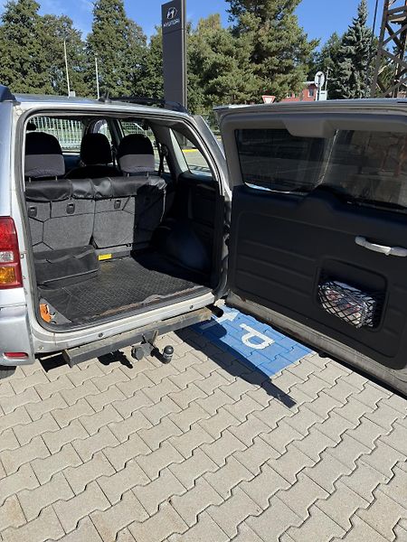 Toyota RAV4 D-4D 85kW 4x4,TAŽNÉ ZAŘÍZENÍ - fotka 11 z 11