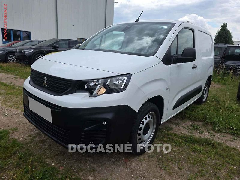 Peugeot Partner (2021) 1.5HDi, Webasto, navi - fotka 2 z 8