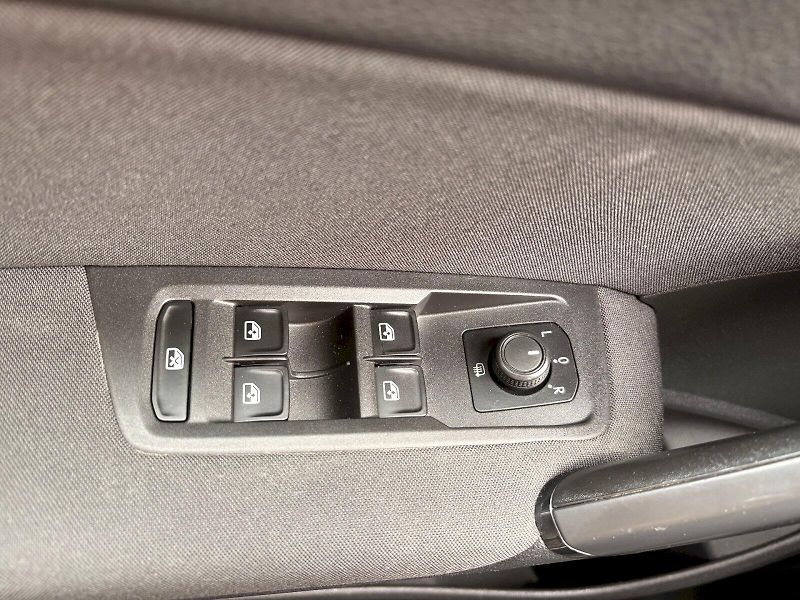 Volkswagen Touran (2018) 1.6 TDI 85kW - fotka 24 z 24