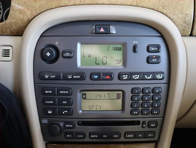 Jaguar X-Type (2004) 3.0, 4X4, Automat, po STK - fotka 12 z 19
