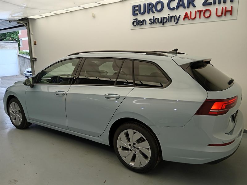 Volkswagen Golf Variant (2025) 1,5 TSI 6g  People - fotka 4 z 21