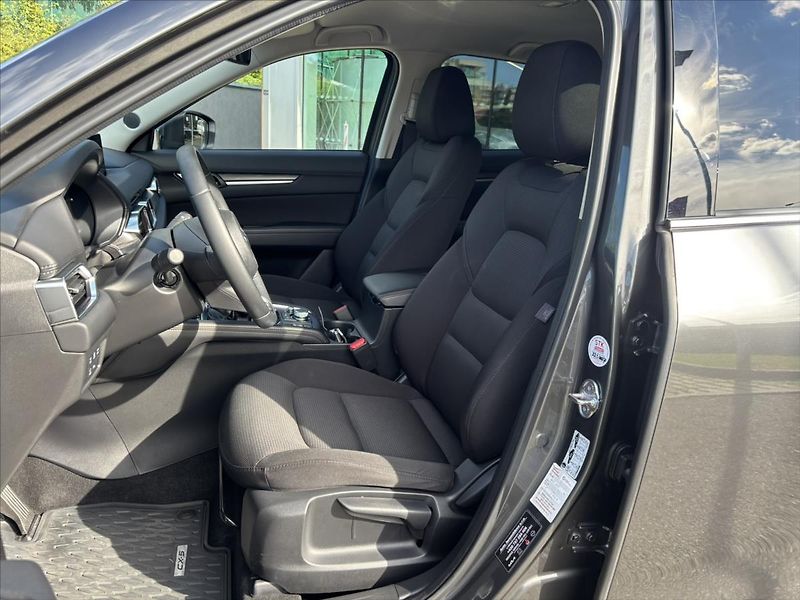 Mazda CX-5 2,0 i 4x4 Revolution TOP STAV - fotka 10 z 46