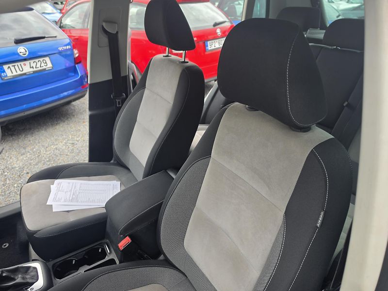 Volkswagen Tiguan 2.0 TDI DSG TZ 4Motion Led - fotka 12 z 20