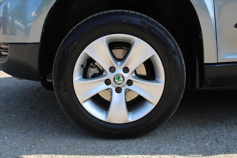 Škoda Yeti 1,2 TSI  TAŽNÉ - fotka 29 z 30