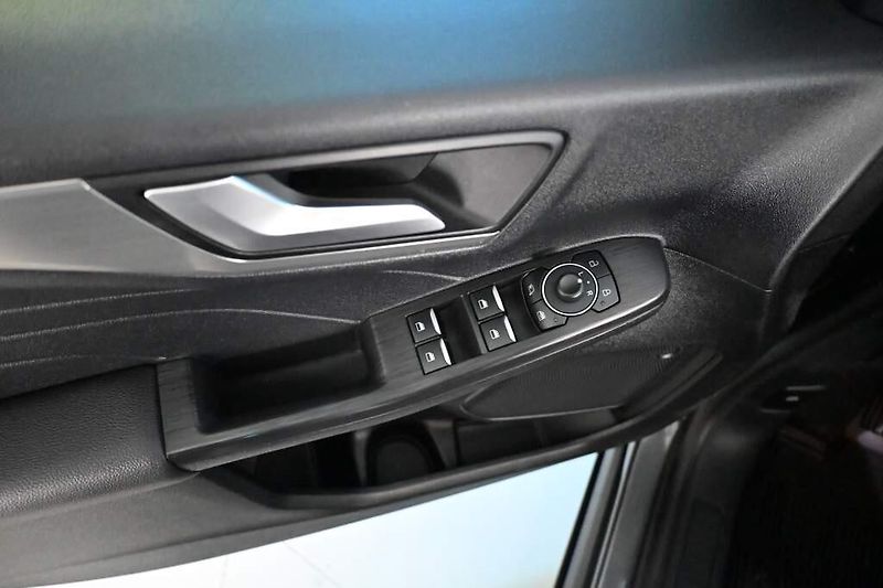 Ford Kuga (2024) 2.5 LED ACC VIRTUAL Tažné Kame - fotka 15 z 46
