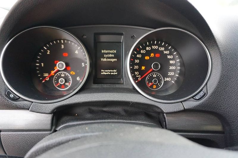 Volkswagen Golf Variant (2011) 2,0 - fotka 20 z 25