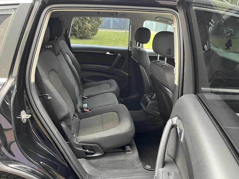 Audi Q7 3,0 TDI V6 Quattro - fotka 22 z 34