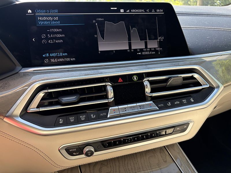 BMW X5 xDrive 45e 290kw ČR DPH PPF - fotka 29 z 34