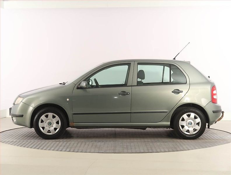 Škoda Fabia (2002) 1.4, Tažné, zamluveno - fotka 3 z 14