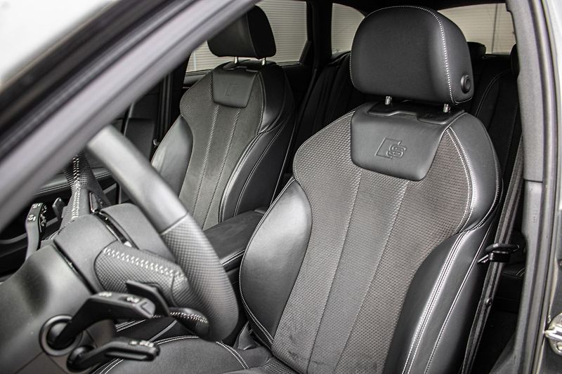 Audi A4 - fotka 12 z 35