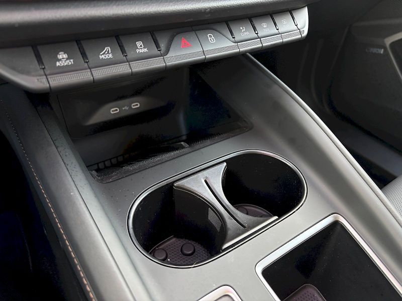 Škoda Enyaq (2026) 85X 210/82 / 4x4 / SELECTION - fotka 22 z 35
