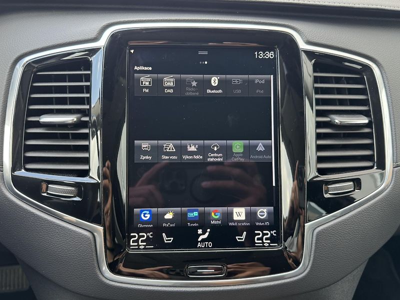 Volvo XC90 B5 (nafta) AWD // TZ // 1. maj - fotka 36 z 49
