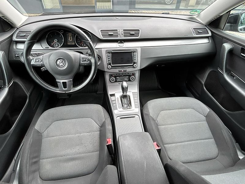 Volkswagen Passat DSG COMFORTLINE - fotka 5 z 26