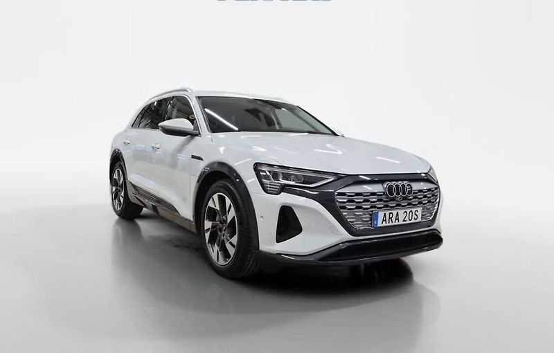 Audi Q8 e-tron 50 Q Kamera Matrix Kůže   - fotka 2 z 15