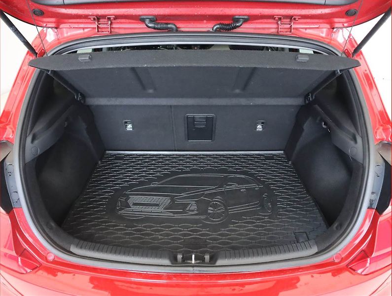 Hyundai i30 (2019) Style 1.4 T-GDI, Serv.kniha - fotka 14 z 21