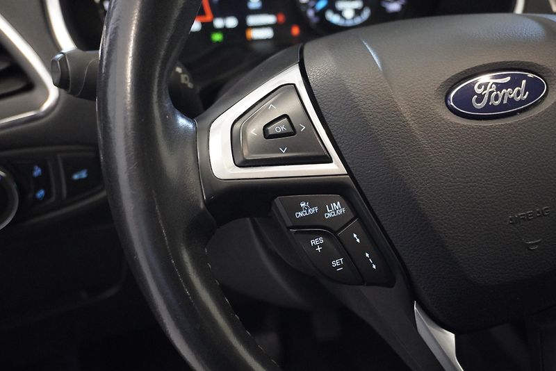 Ford S-MAX S-MAX 2.0 140 kW TITAN. 7 míst - fotka 15 z 32