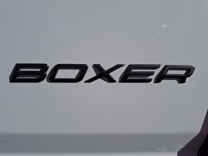 Peugeot Boxer (2026) Furgon 3300 L2H2 BlueHDi 120k  - fotka 23 z 29