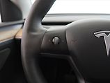 Tesla Model Y (2023) Long Range AWD 79kWh, SoH 92% - náhled 15