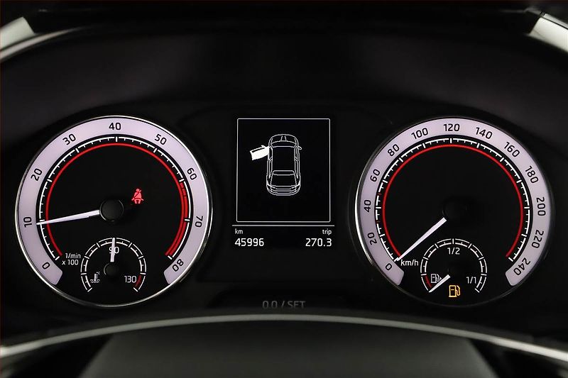 Škoda Fabia (2023) Monte Carlo 1.5 TSI - fotka 9 z 14