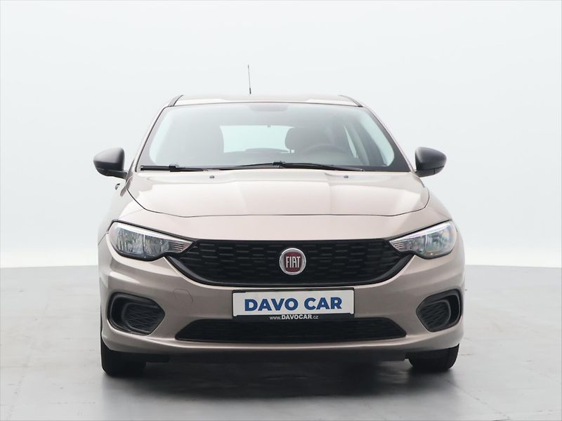 Fiat Tipo 1,4 70kW CZ Klima Lounge - fotka 2 z 31