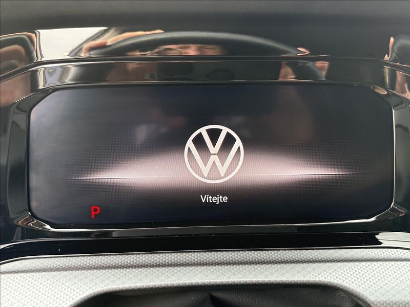 Volkswagen Golf 2,0 TDi 85kW,Led,Kamer,ACC,Nav - fotka 13 z 46