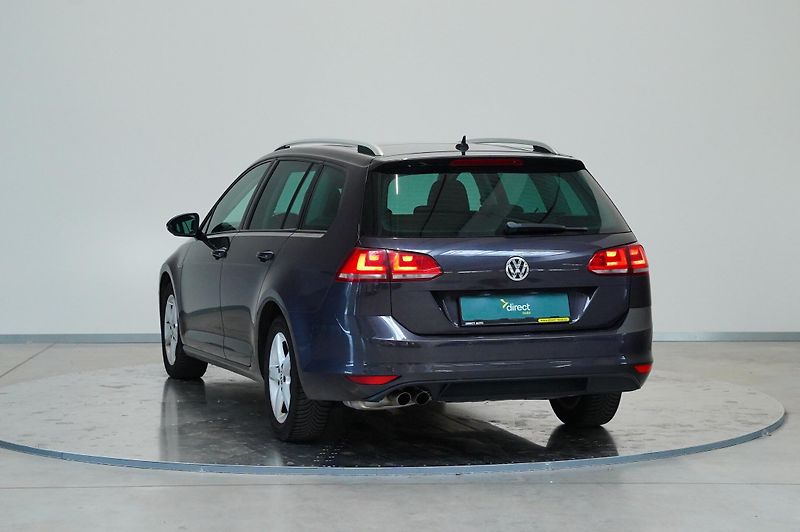 Volkswagen Golf - fotka 7 z 27