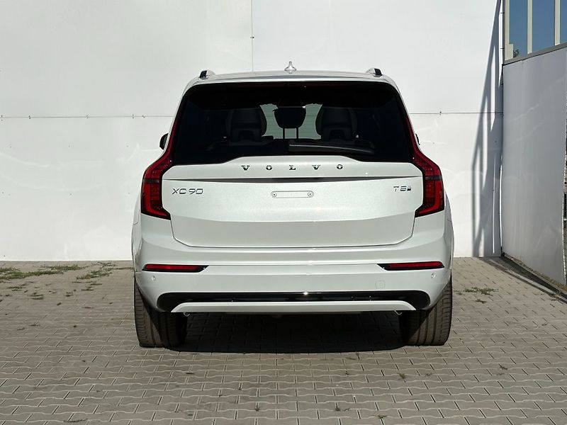 Volvo XC90 Ultra Dark T8 299kW - fotka 7 z 18