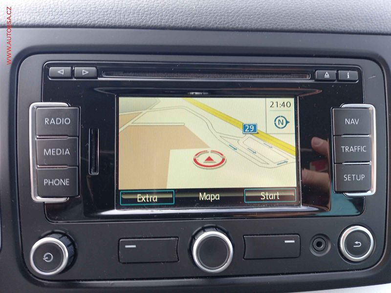 Seat Alhambra (2011) 2.0 TDi 4x4, Style, navi - fotka 21 z 21