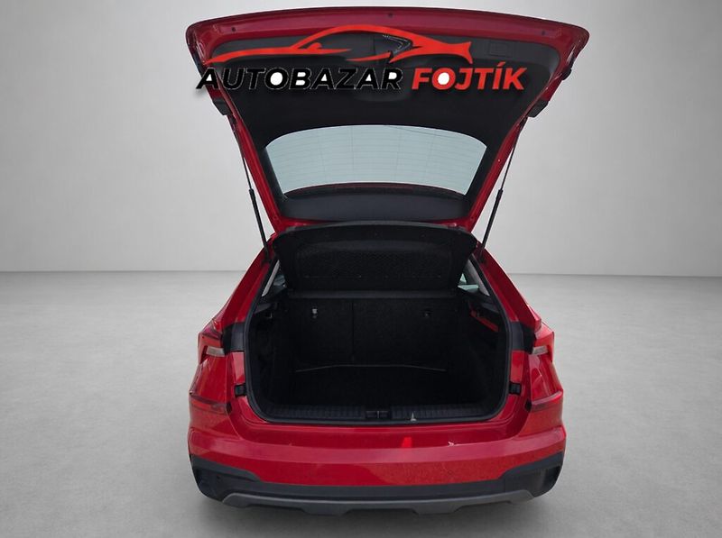 Škoda Kamiq (2025) 1.5 TSi 110KW Top Selection DS - fotka 16 z 23
