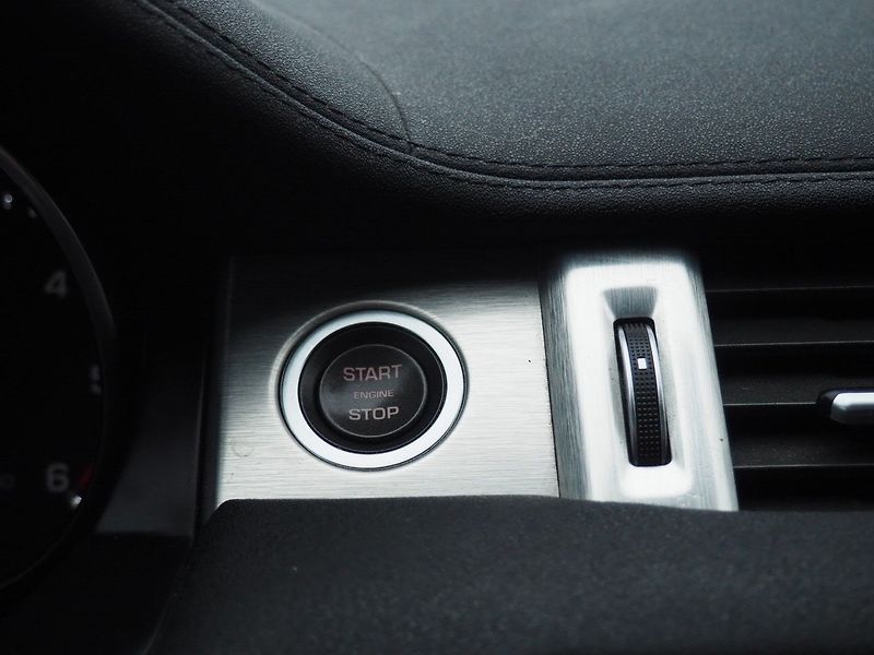 Land Rover Range Rover Evoque (2013) SD4, 4x4, Automat, Panorama - fotka 31 z 41