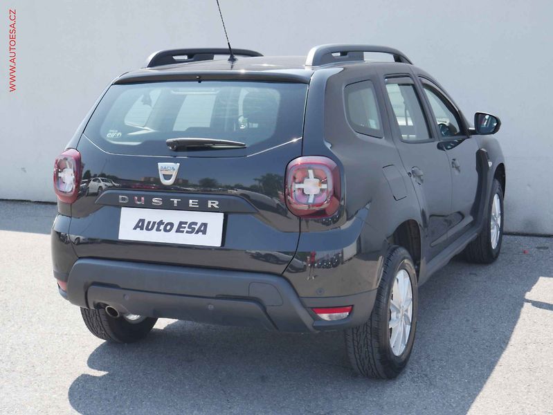 Dacia Duster (2019) 1.6 i, ČR, AC, park.čidla - fotka 3 z 13