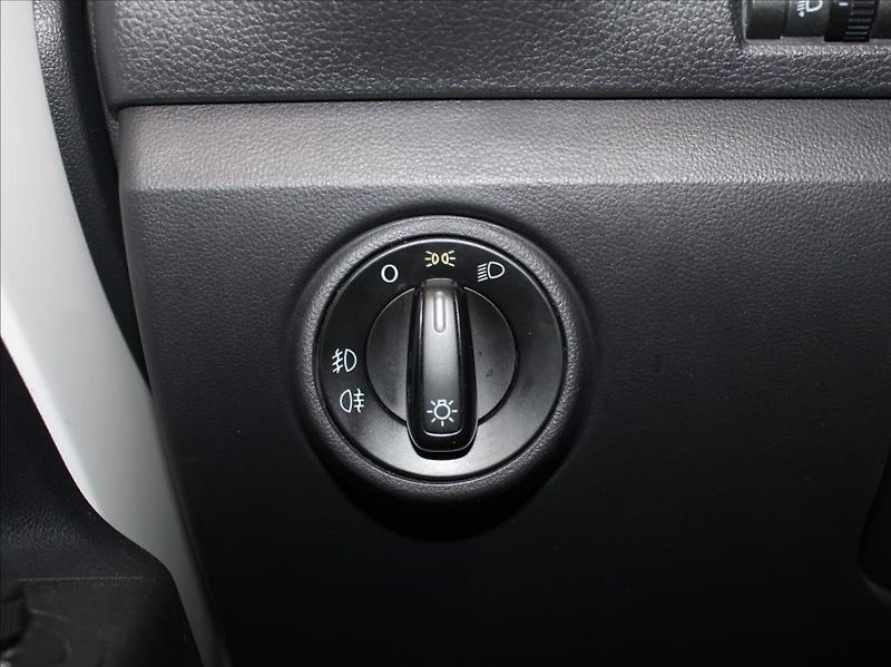 Škoda Citigo 1,0 MPI 44kW Elegance 122tkm. - fotka 16 z 20