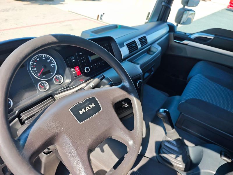 MAN TGL 12.220, KLIMA + ČELO, EURO 6 - fotka 15 z 27