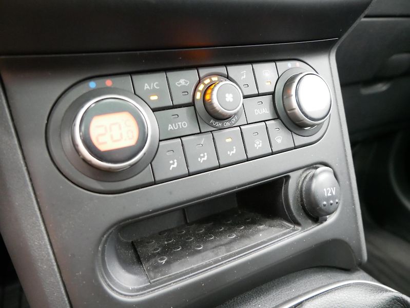 Nissan Qashqai - fotka 19 z 24
