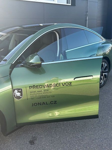 Dongfeng Ostatní (2026) EXCLUSIVE REEV - fotka 14 z 19