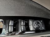Ford Mondeo 2,0 DA,Limited,xenon,navi,výhř - náhled 39