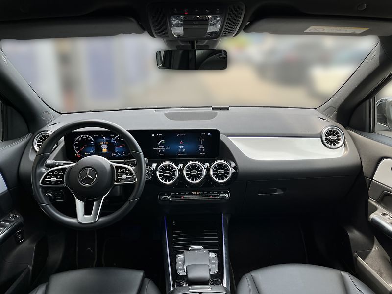 Mercedes-Benz GLA 250 4MATIC Urban Keyless LED - fotka 14 z 21
