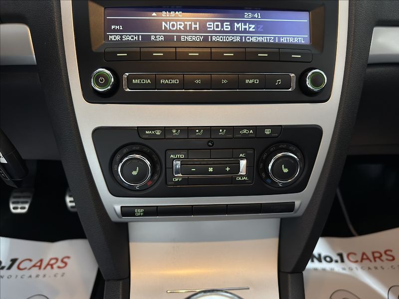 Škoda Octavia 1,8   TSI SCOUT NOVÝ MOTOR 0KM - fotka 17 z 37