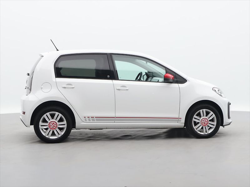 Volkswagen up! 1,0 TSI 66kW Beats CZ - fotka 7 z 26