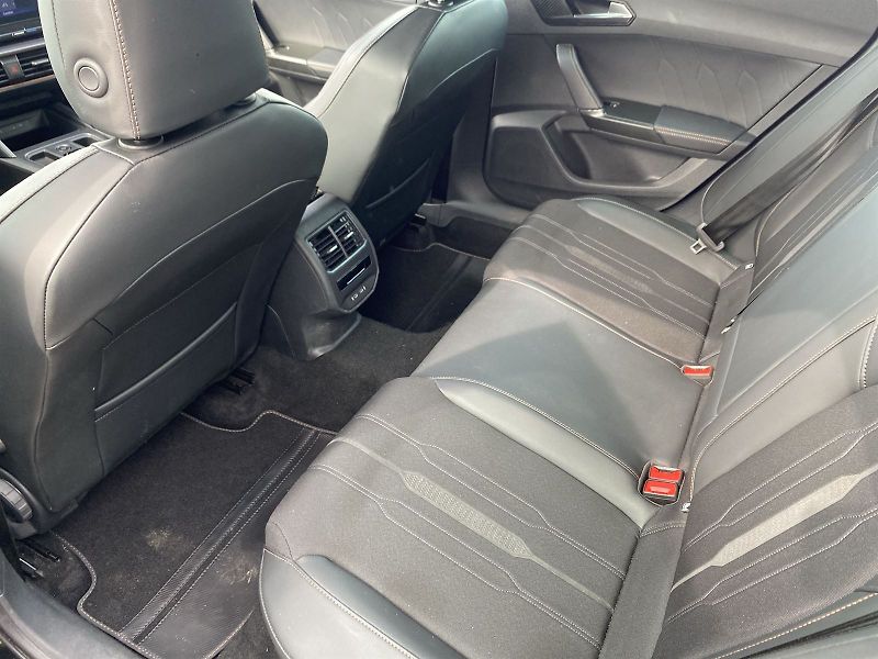 Cupra Formentor (2023) 1.5 TSI DSG - fotka 9 z 36