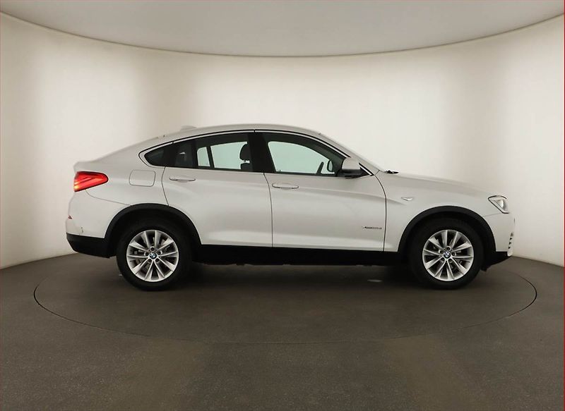 BMW X4 (2014) xDrive20d, 4X4, Automat, Kůže - fotka 6 z 20