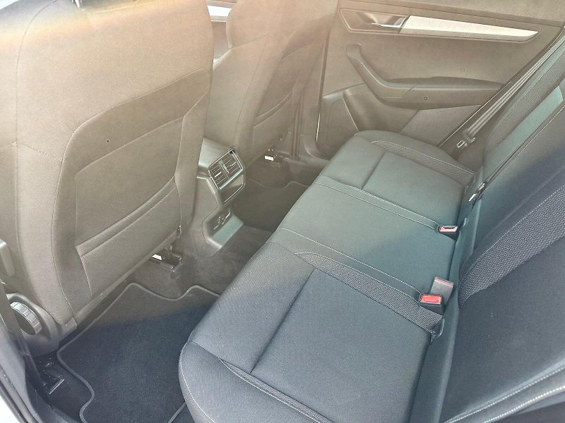 Škoda Karoq (2023) 2.0 TDI 85kW Fresh DSG - fotka 21 z 25