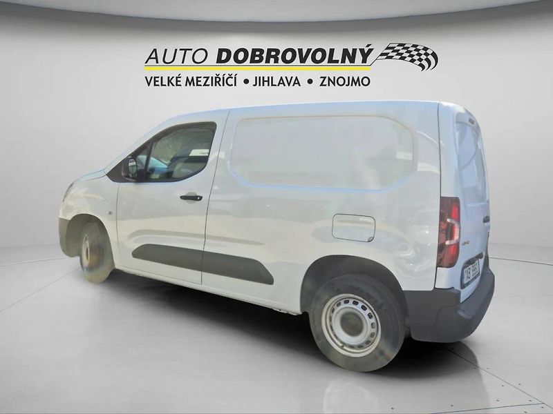 Opel Combo Van L1H1 1.5CDTI MT6 75kW - fotka 4 z 36
